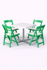 שולחן  קפה מרובע לבן