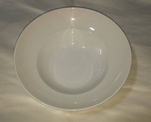 קערות ומגשים